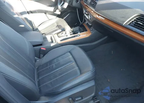 2021 Audi Q5 Premium 45 Tfsi Quattro S Tronic из США, поврежденный, VIN WA1AAAFY6M2046103